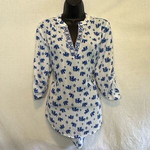 A-6 Society Girl White & Blue‎ Elephant Print Embroidered 1/2 Sleeve Blouse Sz S
